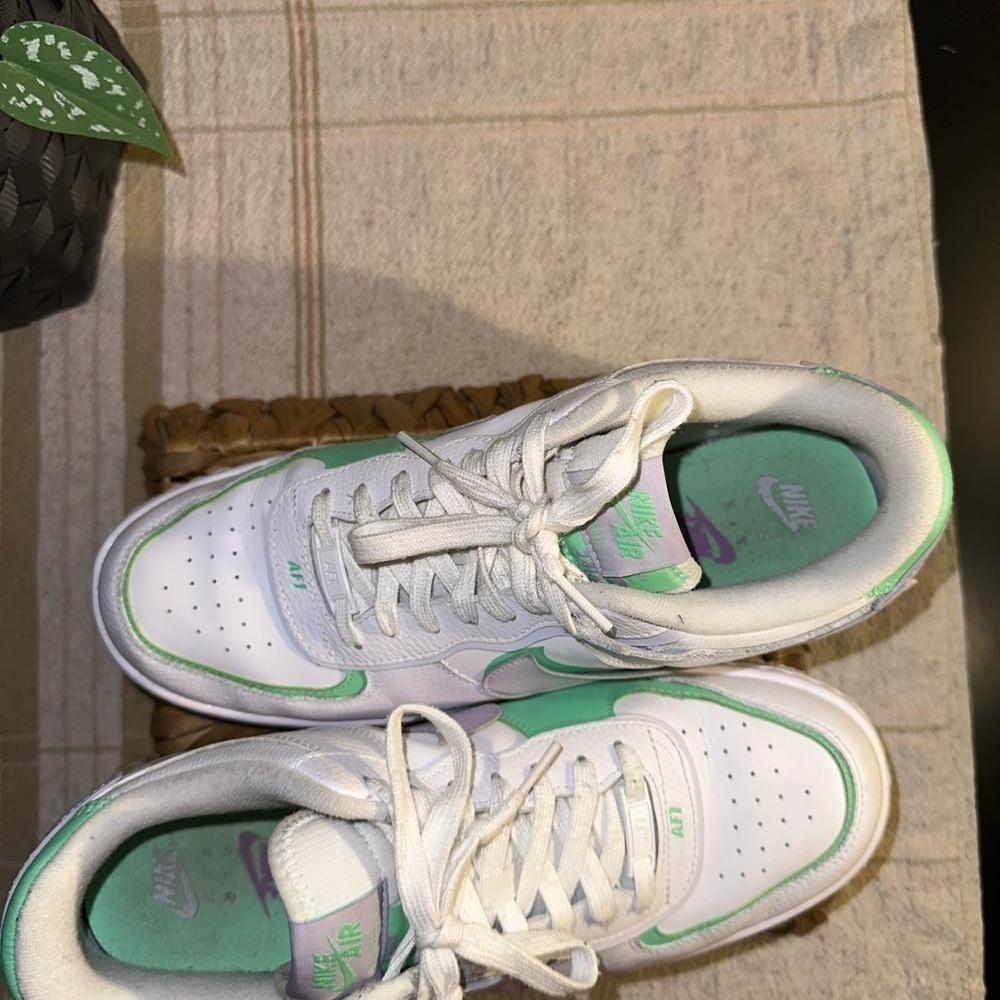 Nike Women's Air Force 1 Shadow 'Infinite Lilac' - Size 12 - Picture 15 of 16